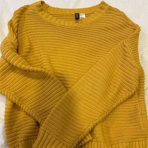H&M chunky sweater, size L